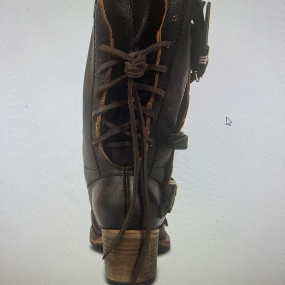 Size 11 FreeBird Cora Boots - Picture 4 of 4